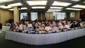 k8.com投资集团企业经营与商业模式培训交流会在集团多功能厅成功召开